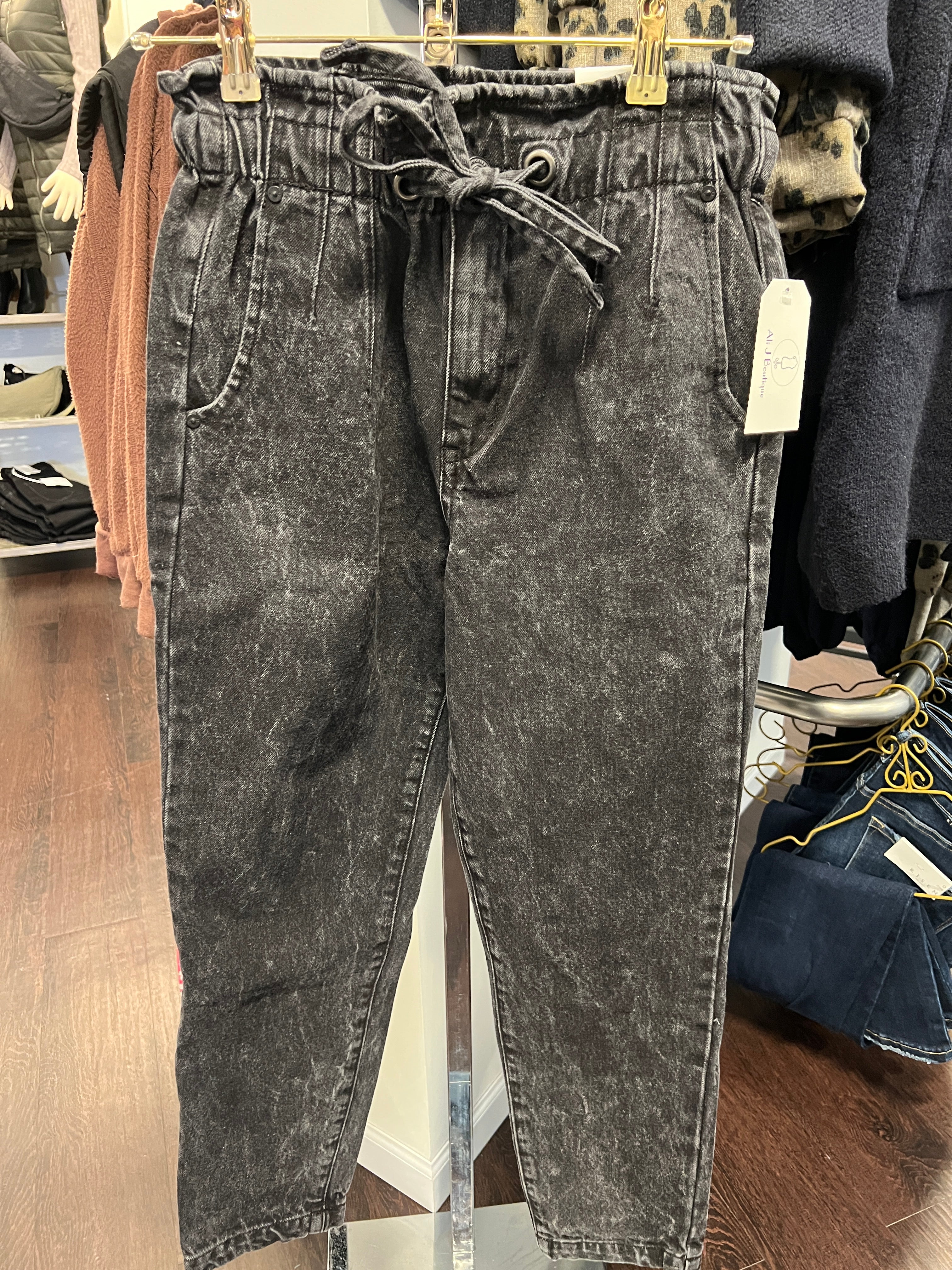 Eva Denim
